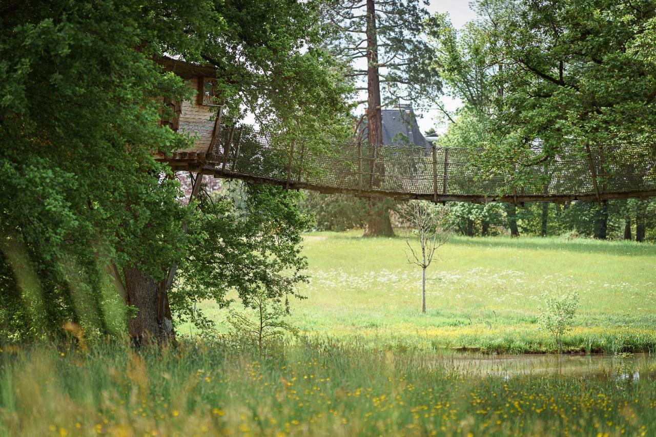 Cabane Perchee Dans Les Arbres Saint-Hilaire-en-Morvan Eksteriør bilde